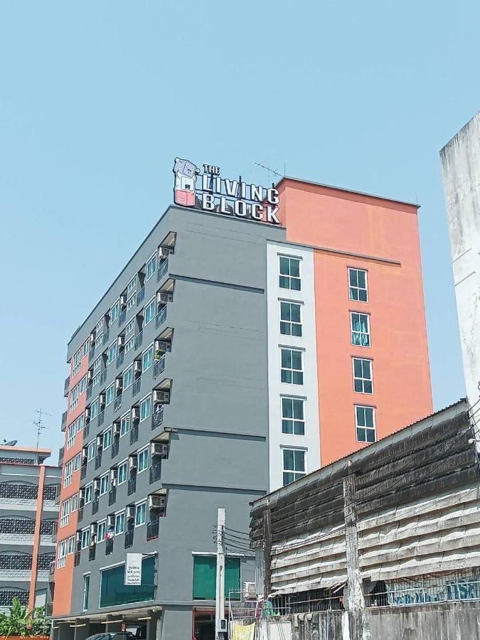 The Living Block Hotel Banguecoque Exterior foto